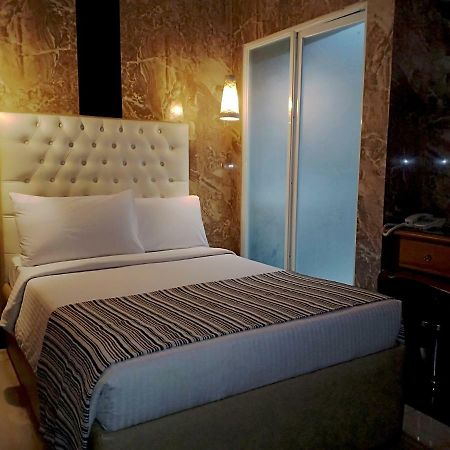 Belgian Suites Manila Eksteriør billede
