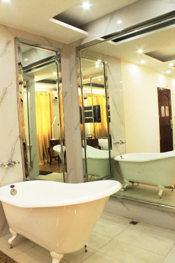Belgian Suites Manila Eksteriør billede