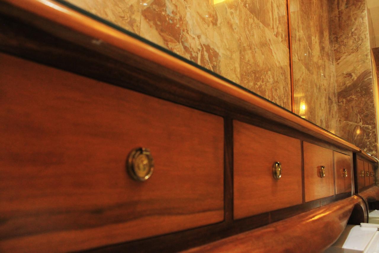 Belgian Suites Manila Eksteriør billede
