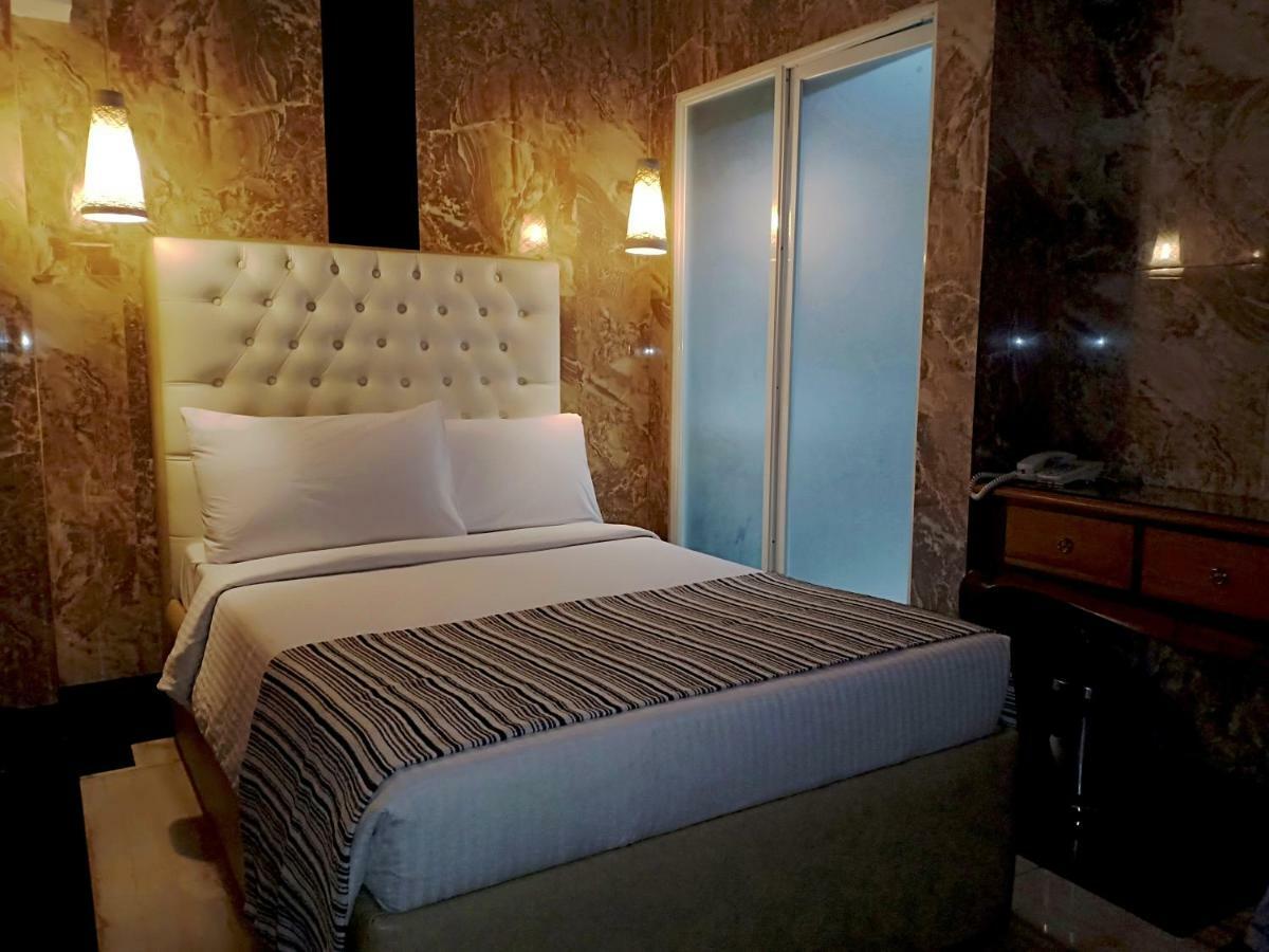Belgian Suites Manila Eksteriør billede